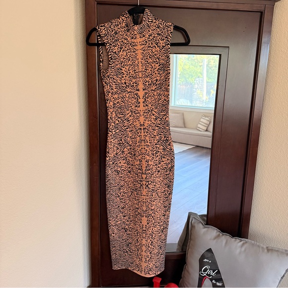 House of CB Animal Print Maxi Dress - Picture 4 of 4
